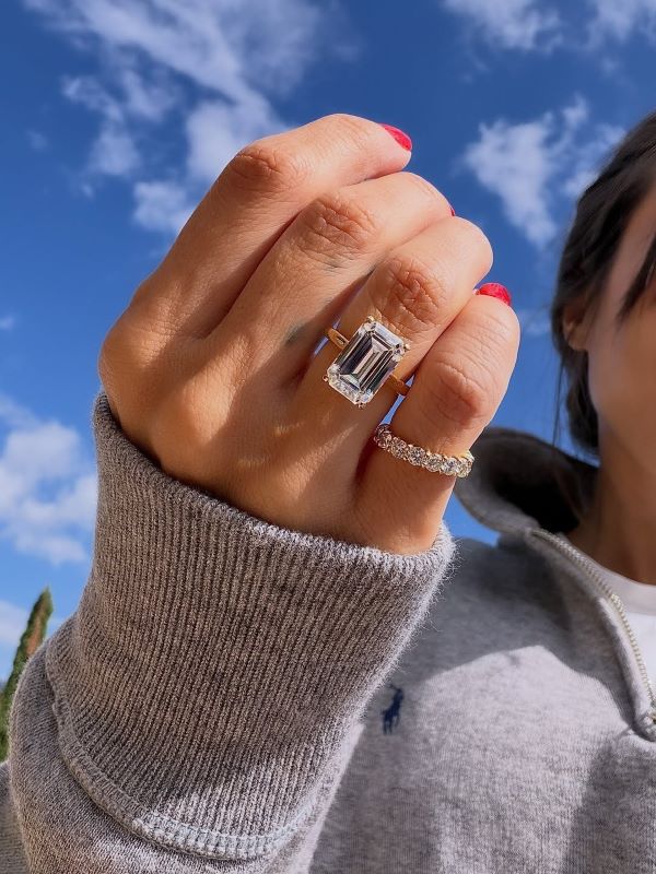 Emerald Cut Sleek Ring