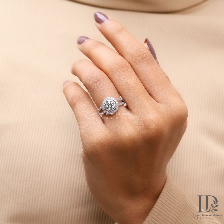 Halo Rings That Add Extra Sparkle