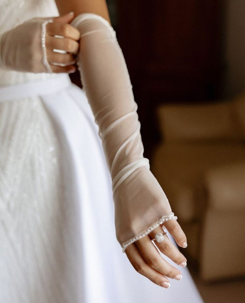 Fingerless Lace Bridal Gloves