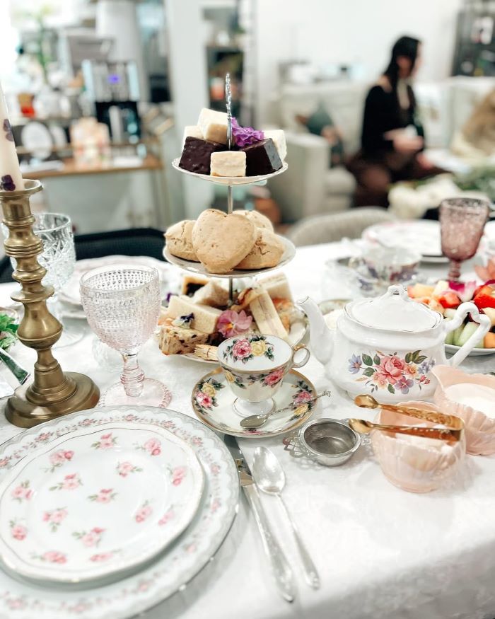 Mismatched China Table Settings