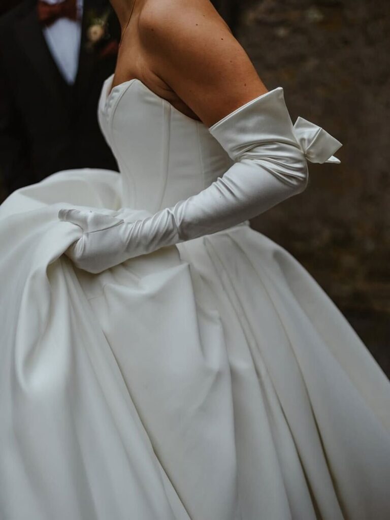 Wrist-Length Bridal Gloves